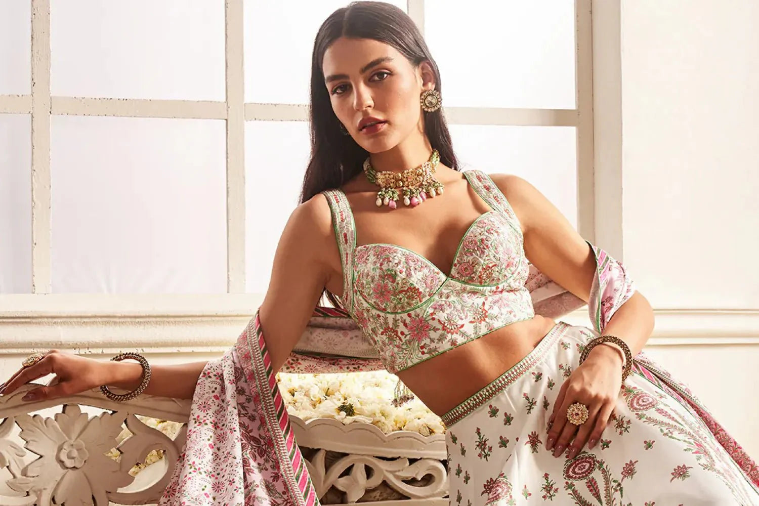 4 Modern Lehenga Dupatta Styles: Which Is Right For You? - Lashkaraa