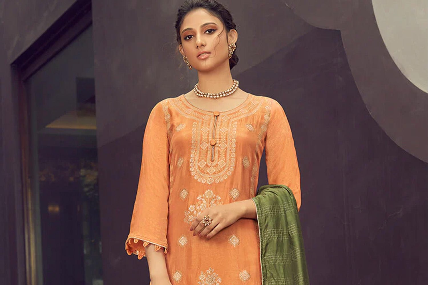 Chikankari Kurti: Six Styling Tips and Ideas - Lashkaraa
