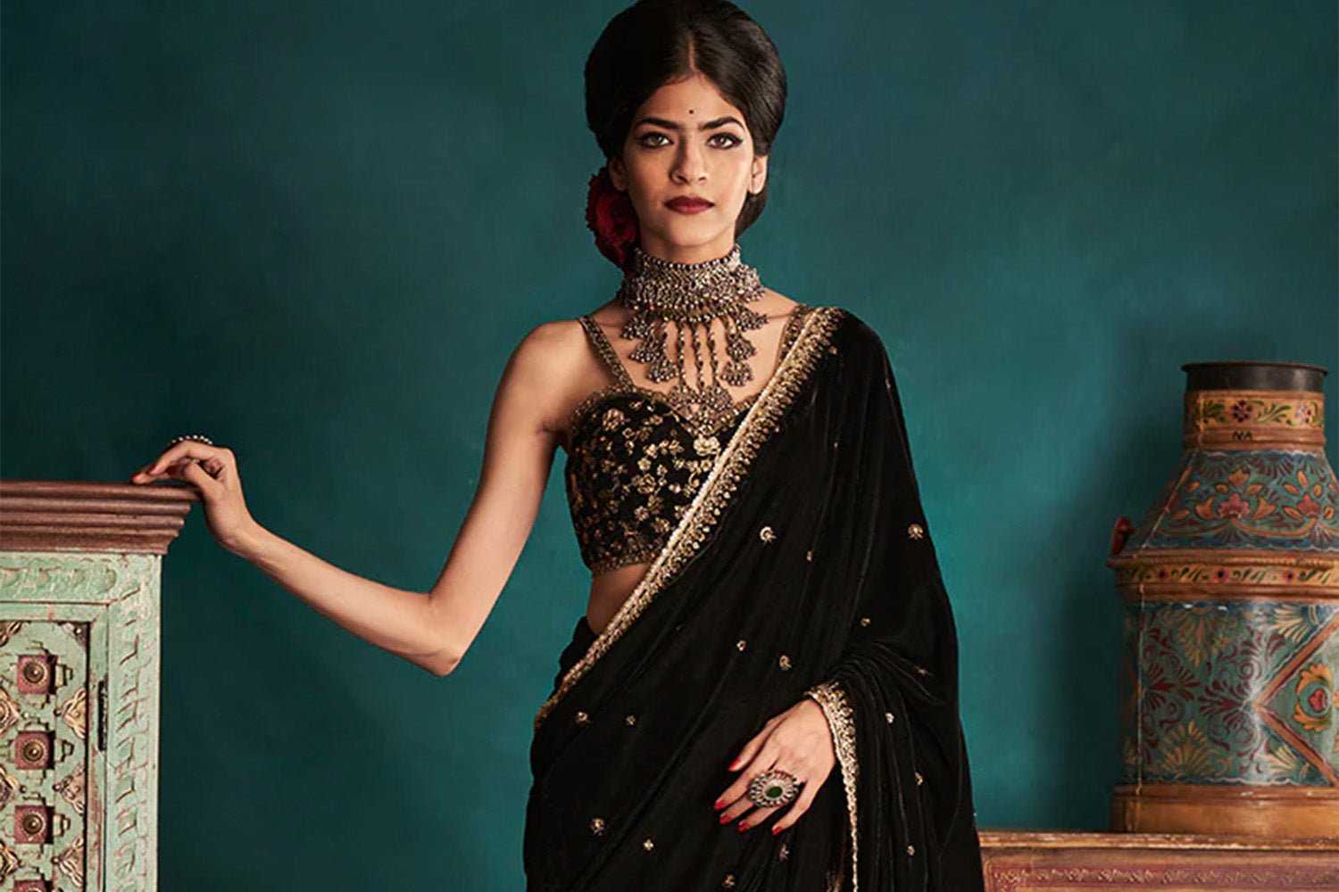 Half Saree vs. Full Saree: What Is the Difference? - Lashkaraa