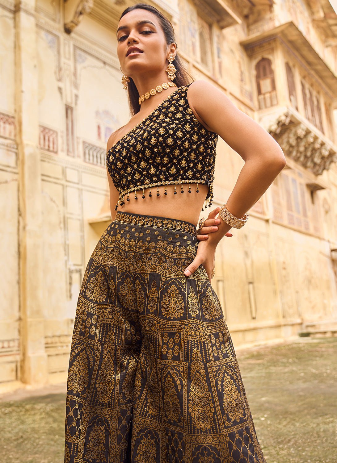 Ideas for Women's Indian Cocktail Dresses & Attire (Shop the Styles) Ideas for Women's Indian Cocktail Dresses & Attire (Shop the Styles)