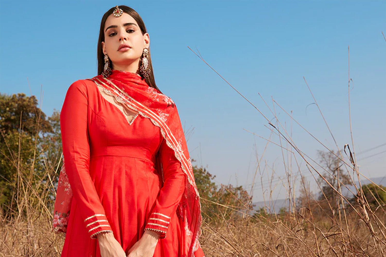 Indian Ethnic Wear for Women on Valentine’s Day - Lashkaraa