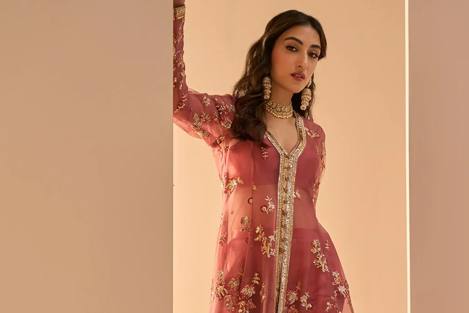 Latest Salwar Kameez Trends & Style Tips (2025) - Lashkaraa