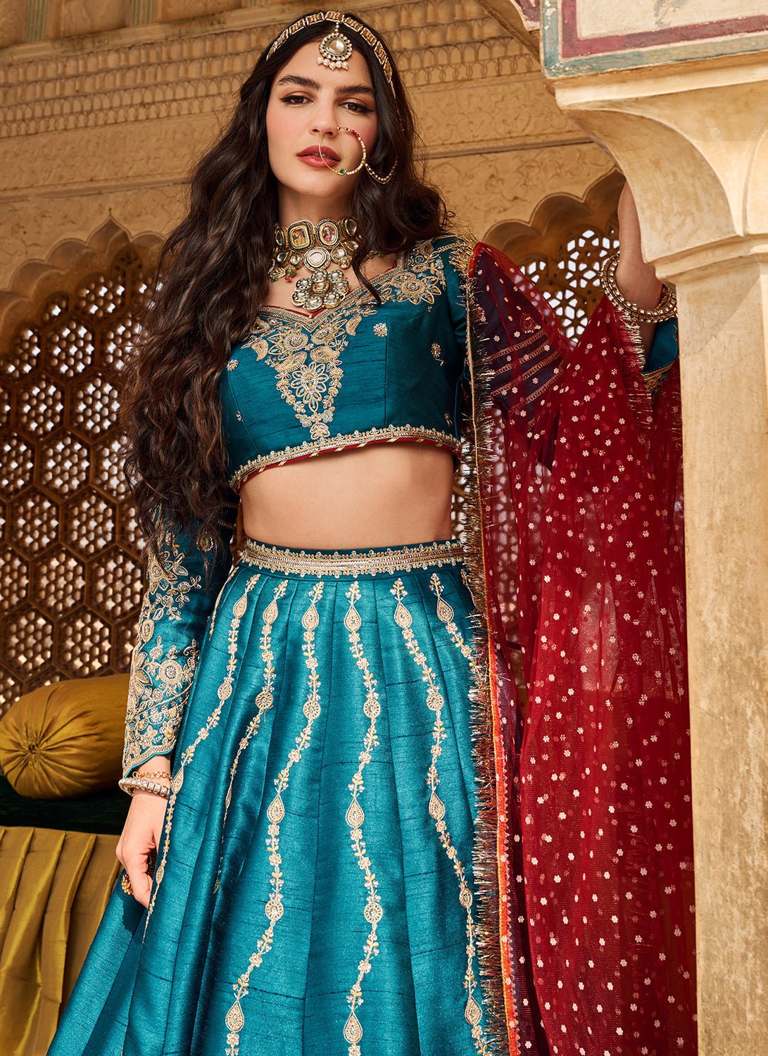 Types of Indian Dresses and When to Wear Each One | Lashkaraa Types of Indian Dresses and When to Wear Each One | Lashkaraa