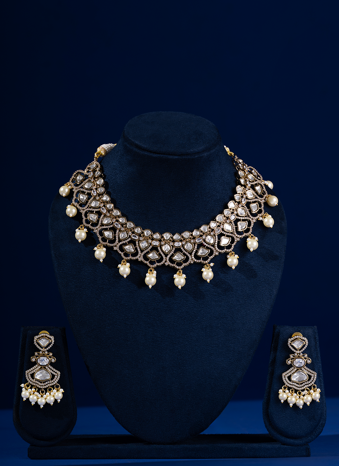 Pearl and Kundan Necklace Set