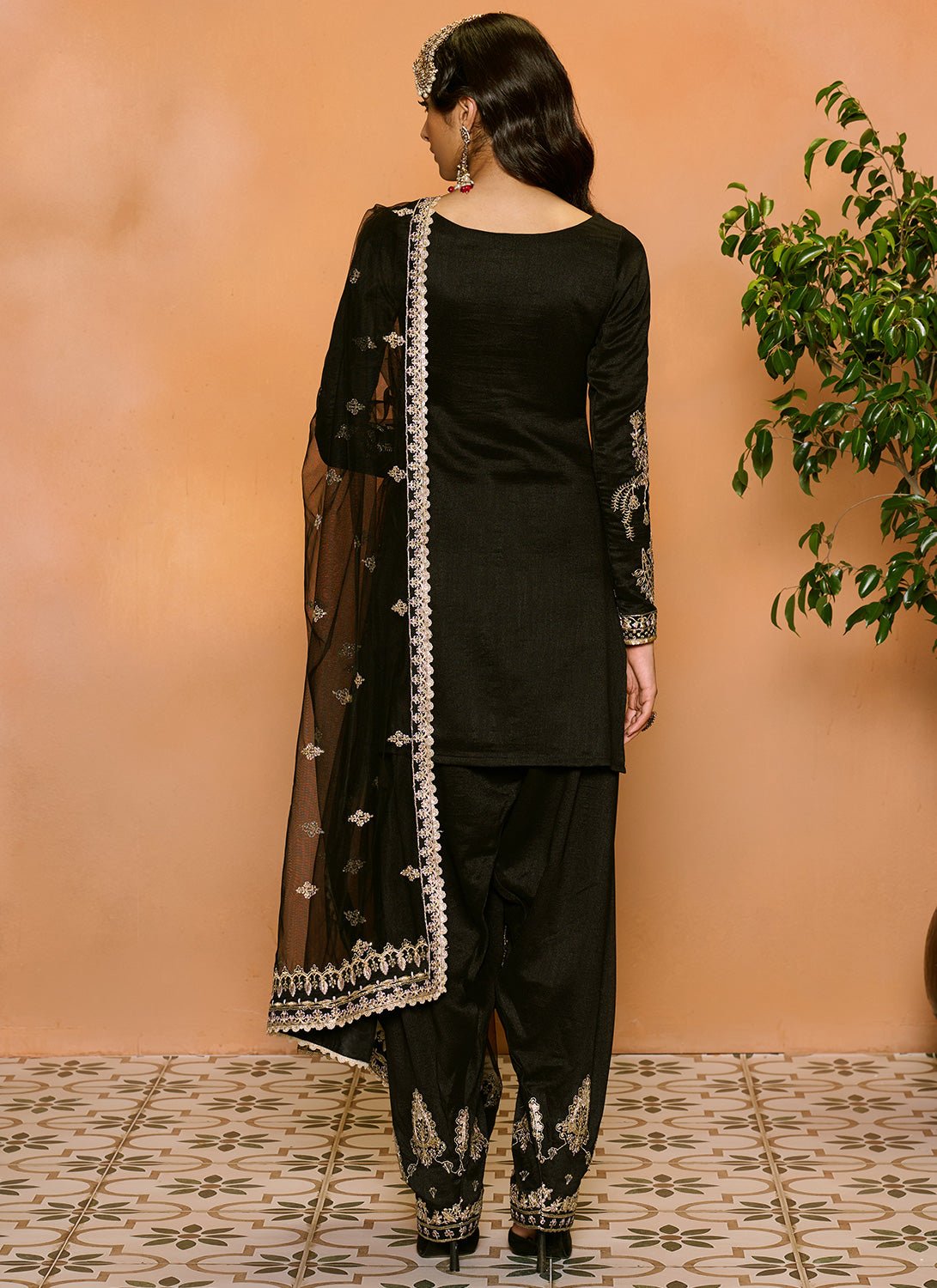 Black Embroidered Punjabi Suit - Lashkaraa