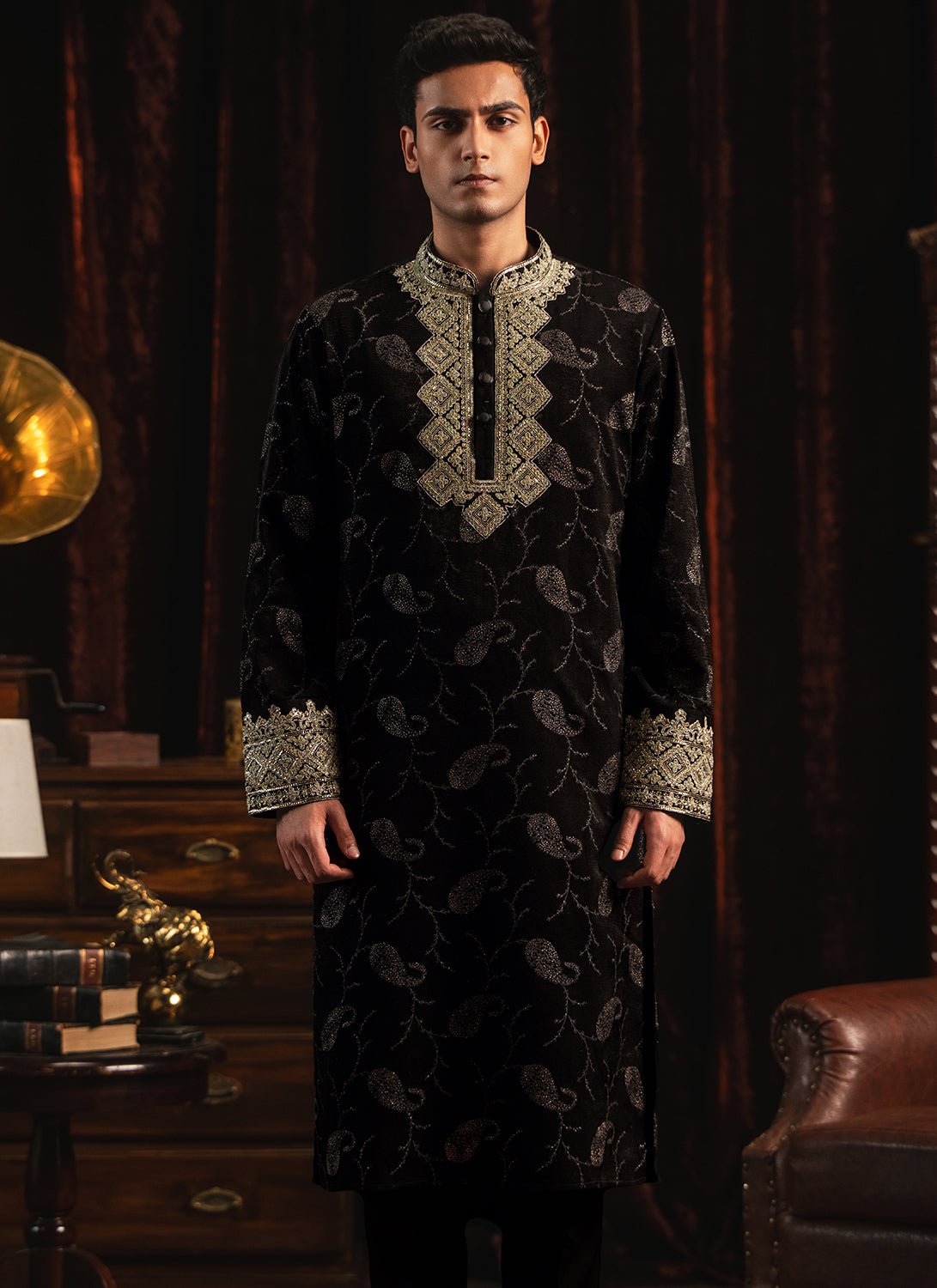 Black Foil Printed Kurta Set - Lashkaraa