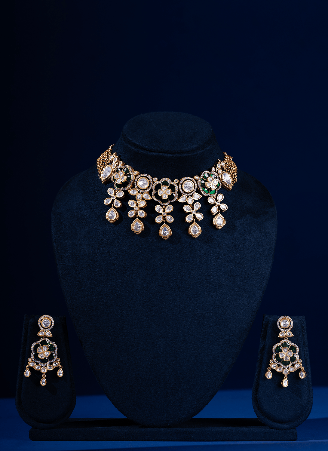 Emerald and Gold Kundan Necklace Set - Lashkaraa