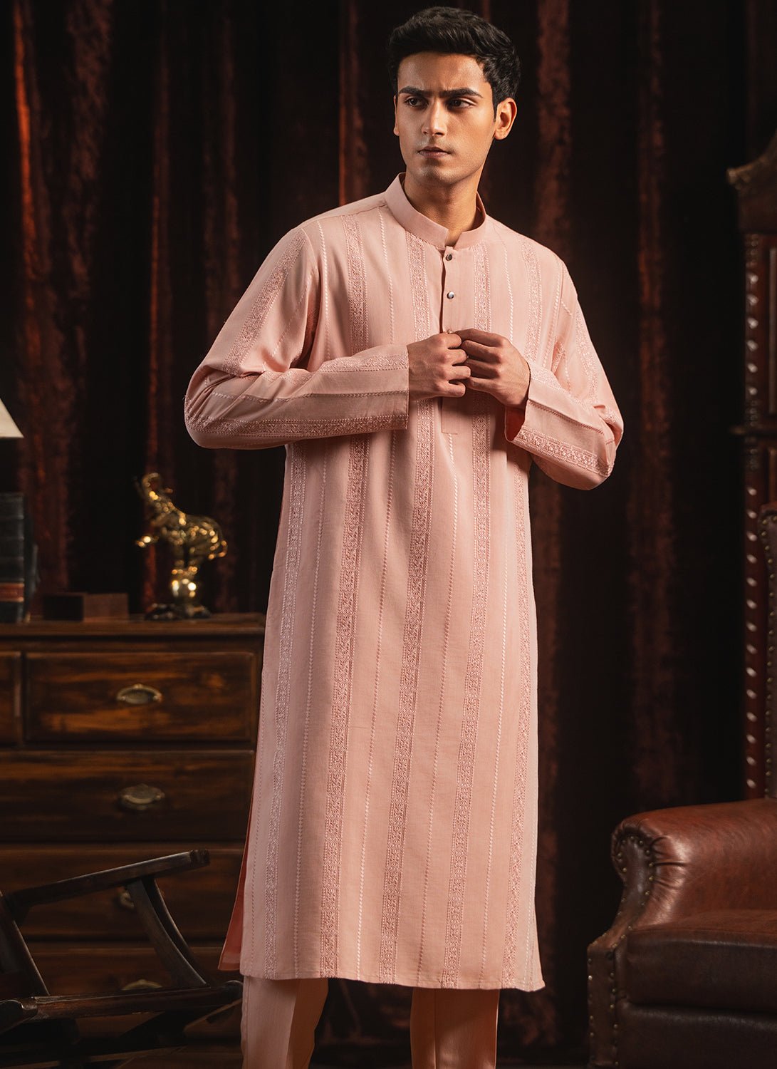 Light Pink Embroidered Kurta Set - Lashkaraa