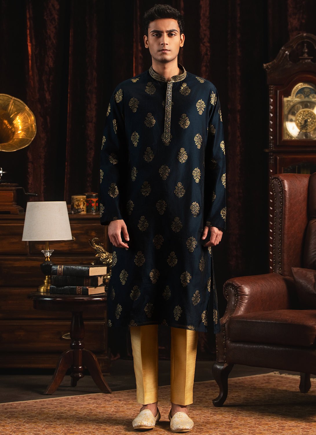 Navy Blue Foil Printed Kurta Set - Lashkaraa