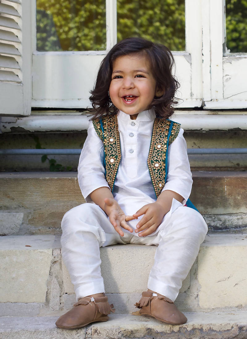 Kids Afghan Style Kurta Set With Vest