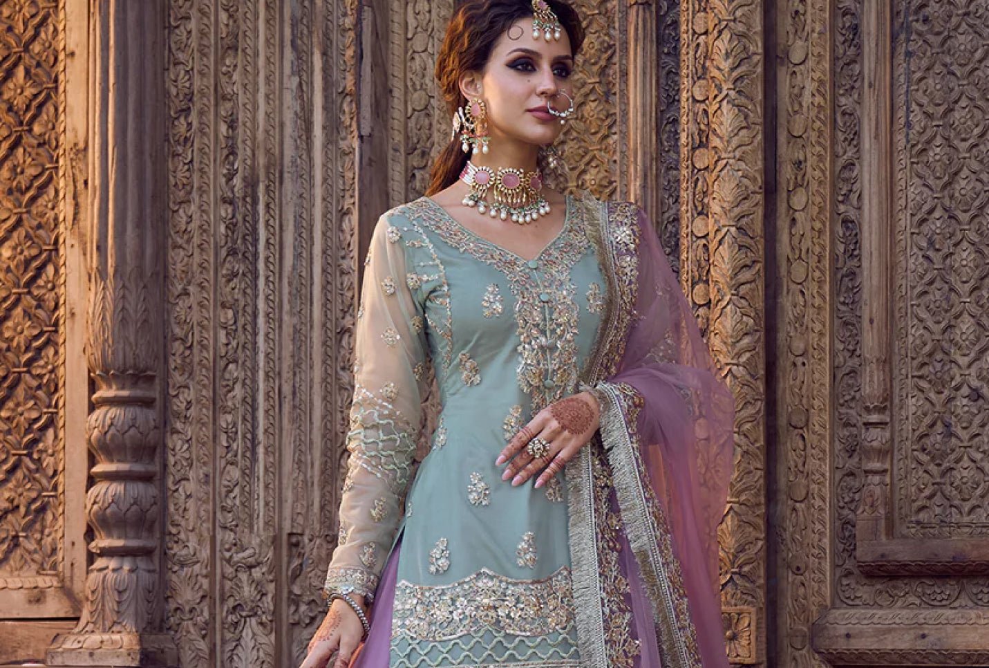 Party-Wear Kurtis: Our Top Picks for Summer - Lashkaraa