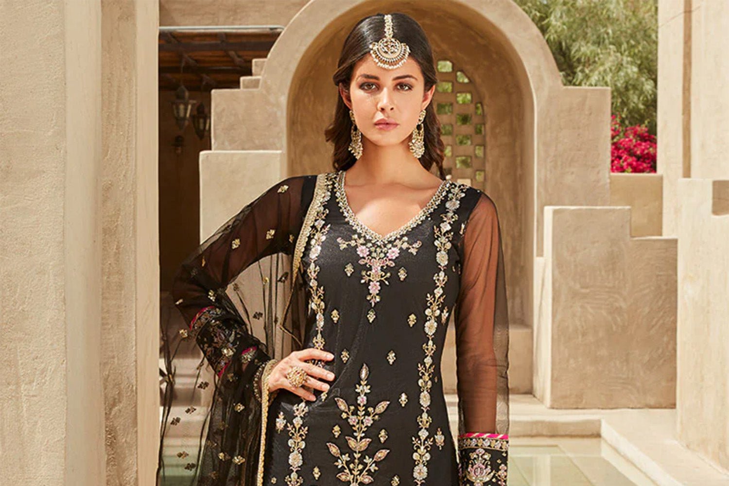 Six Palazzo Suit Designs: Combine Comfort & Style - Lashkaraa