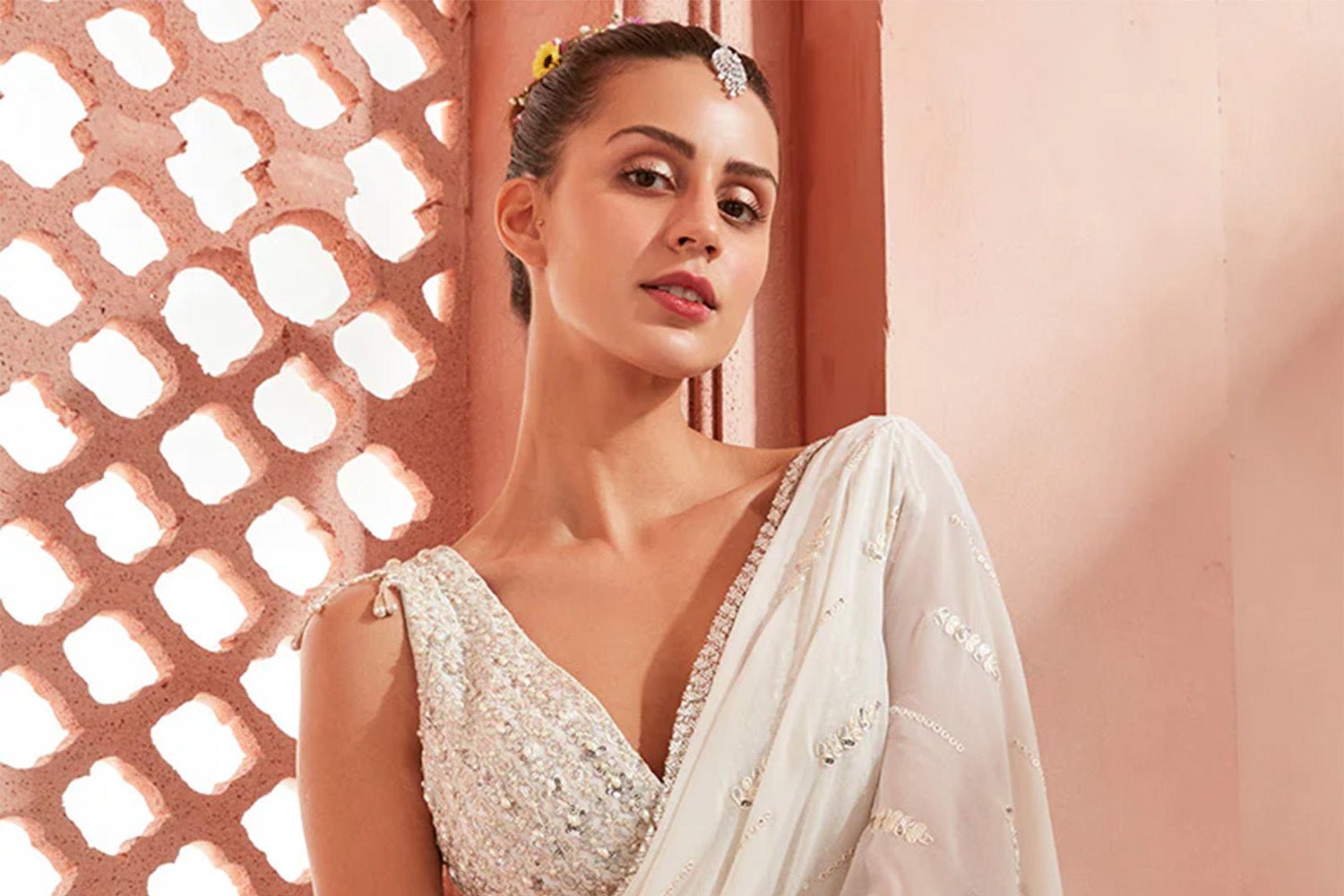 South Indian Saree: Which Color Is Best for Me? - Lashkaraa