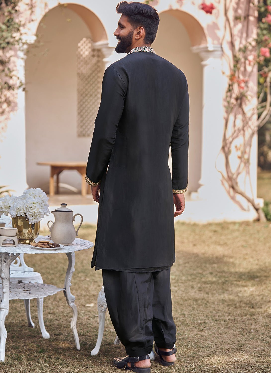 Black Embroidered Kurta Set - Lashkaraa