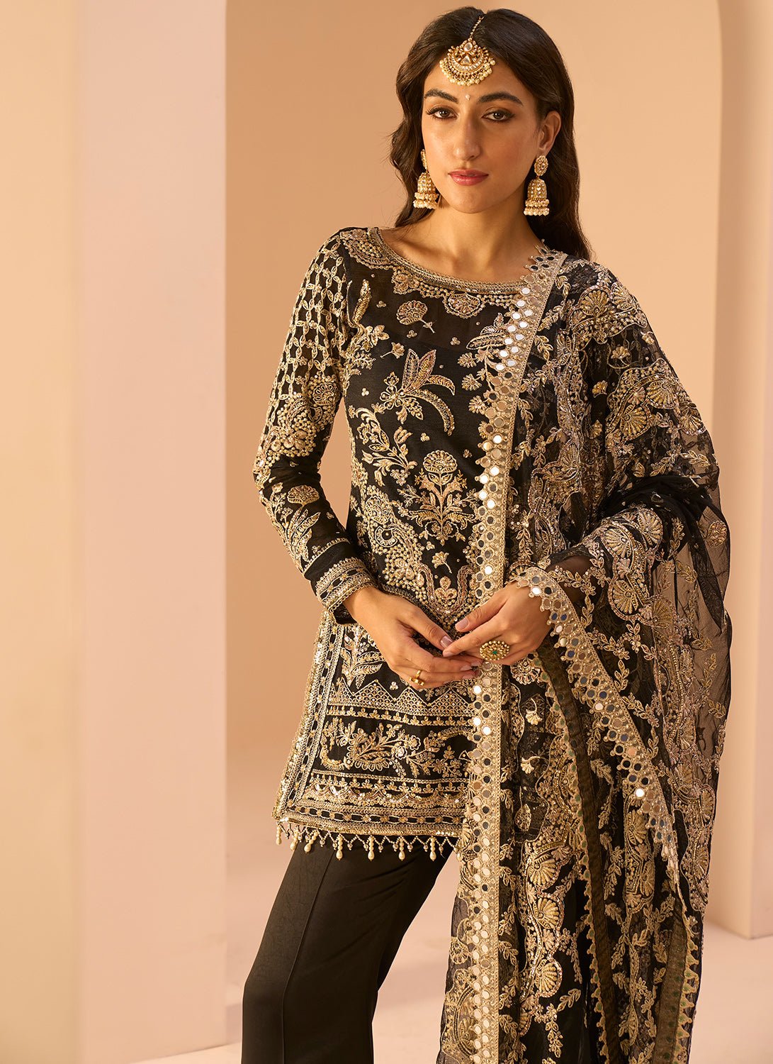 Black Embroidered Pant Suit - Lashkaraa