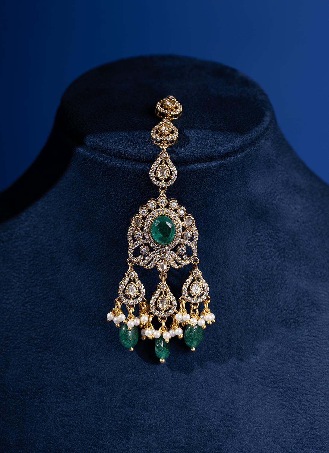 Emerald and Moissanite Choker Set - Lashkaraa