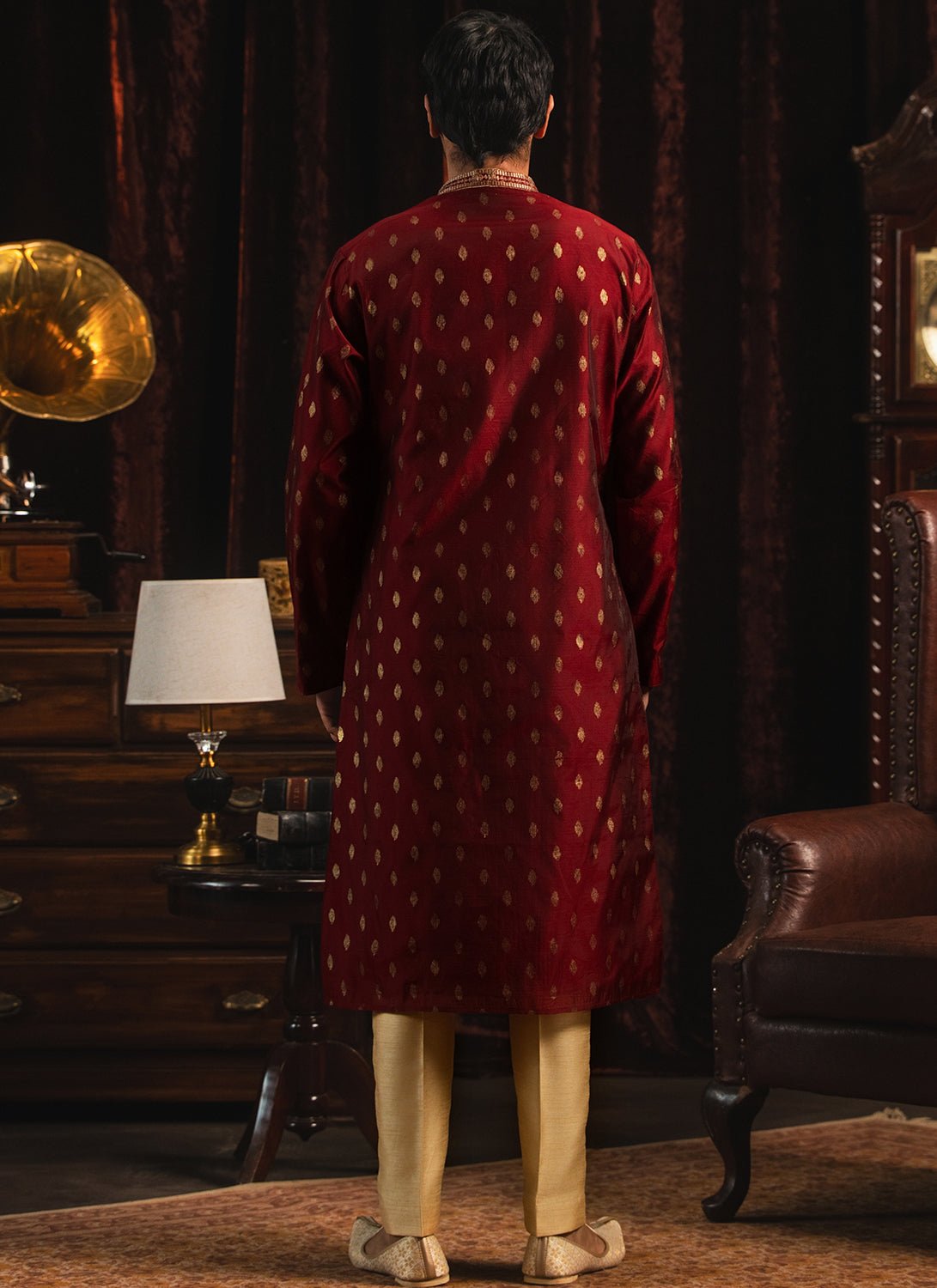 Maroon Foil Printed Kurta Set - Lashkaraa