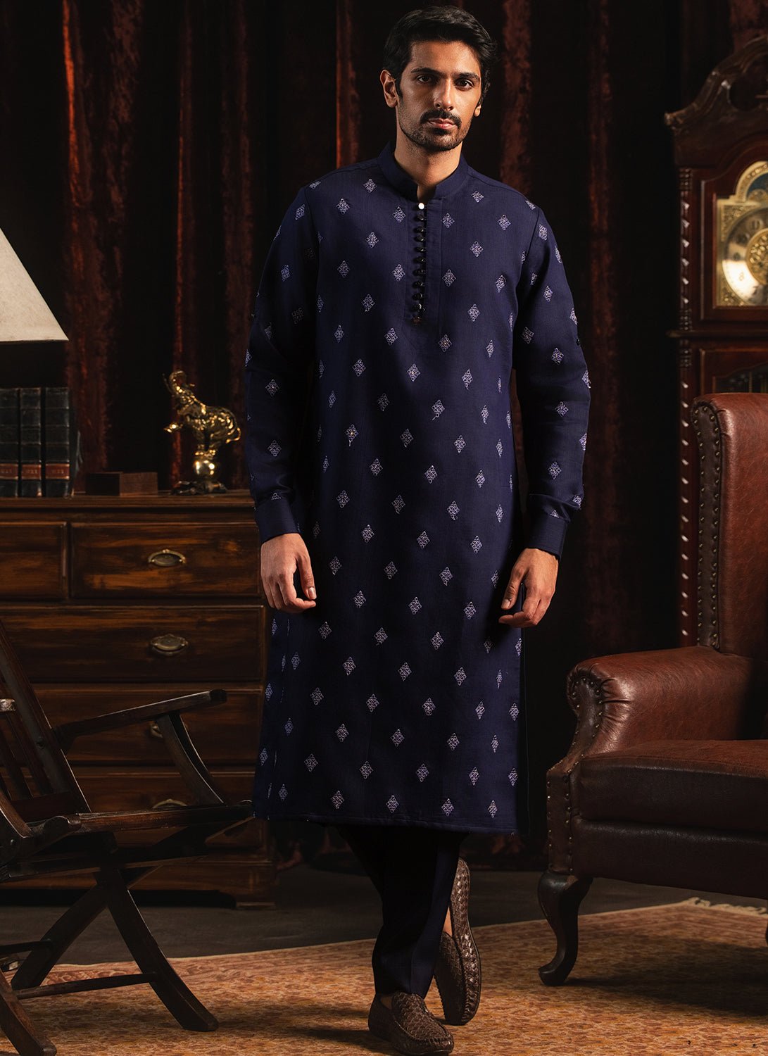 Navy Blue Embroidered Kurta Set - Lashkaraa