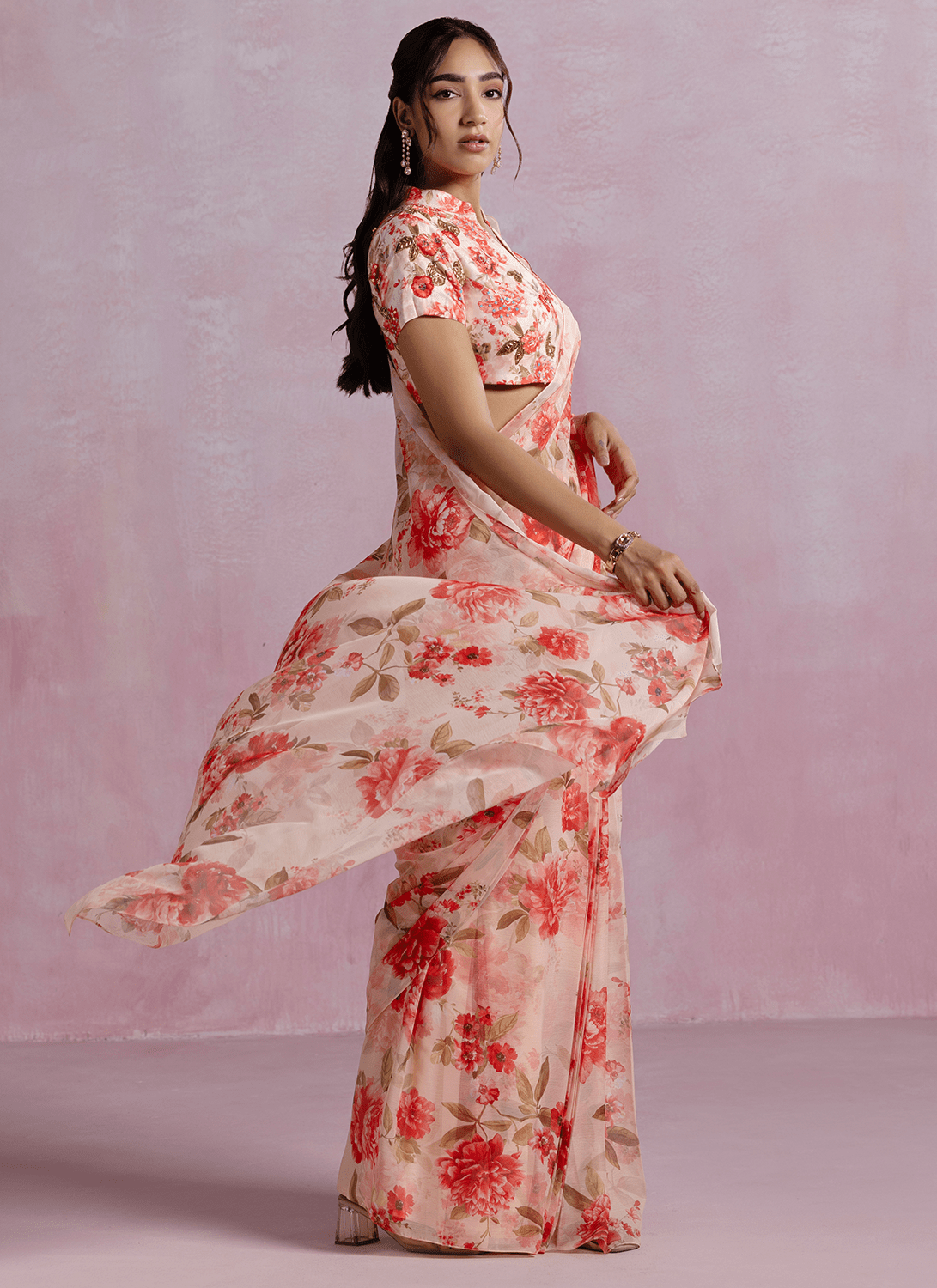 Peach Floral Printed Chiffon Saree - Lashkaraa