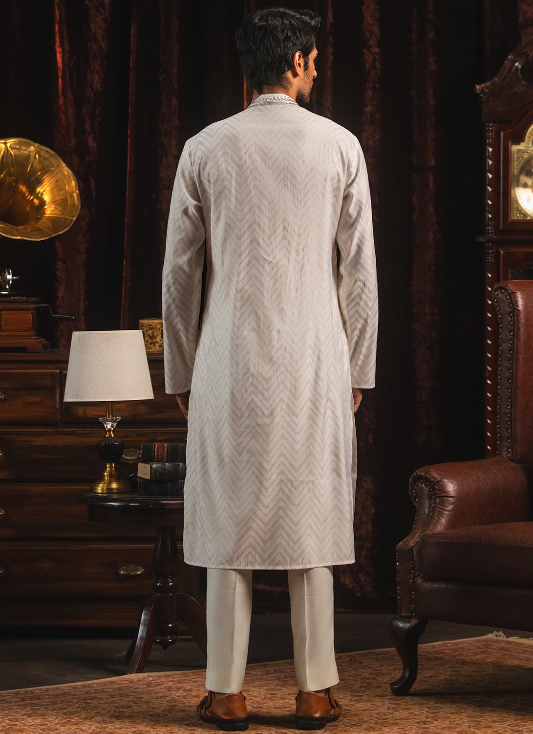 White Foil Printed Kurta Set - Lashkaraa