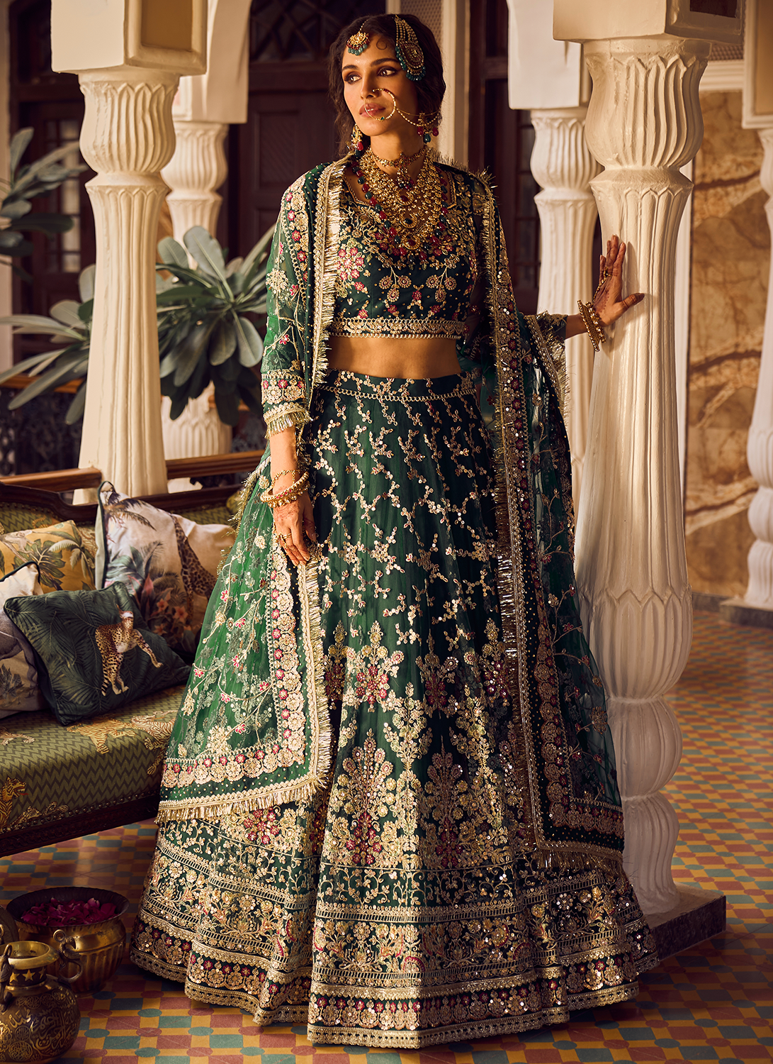 Dark Green Indian Wedding Dress | surprizeflori.md
